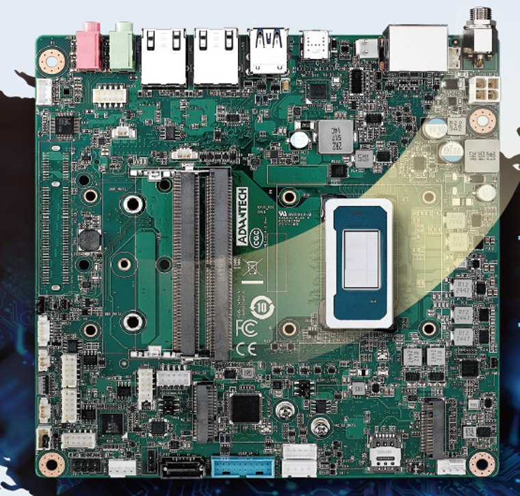 AIMB-234 Mini-ITXマザーボード実機写真（Intel Core Ultra シリーズ3 CPU実装）